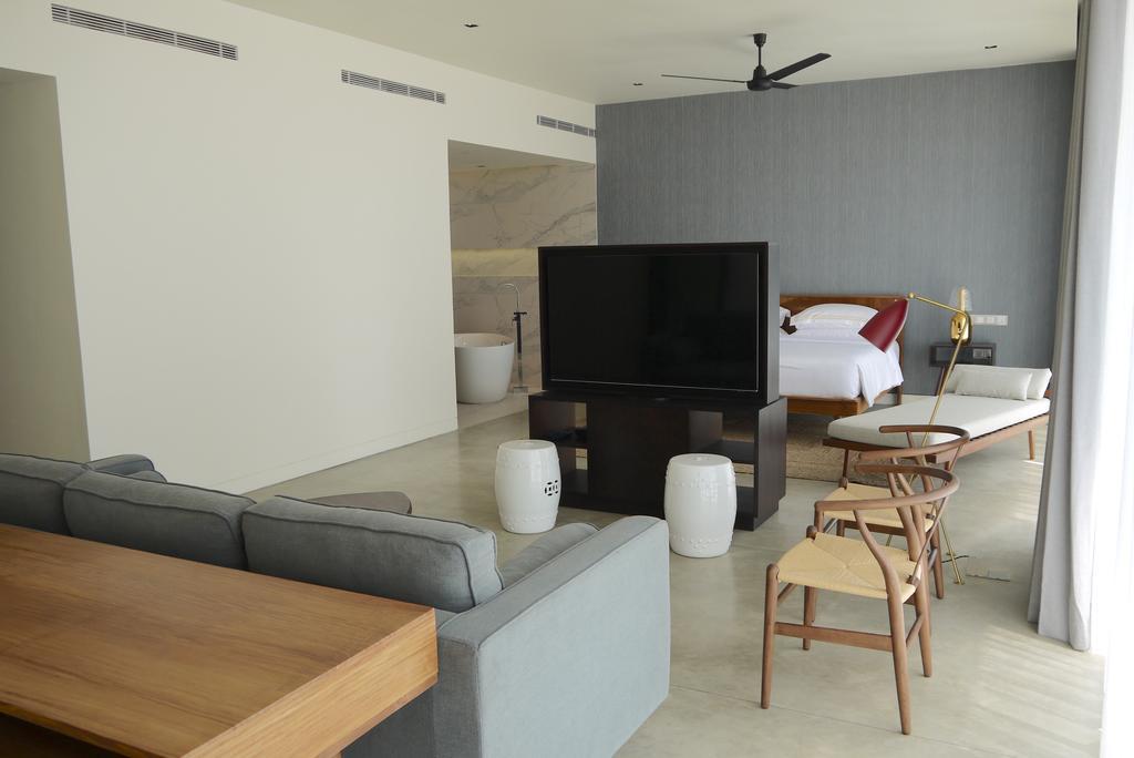 The Sandhya Hotel 5*